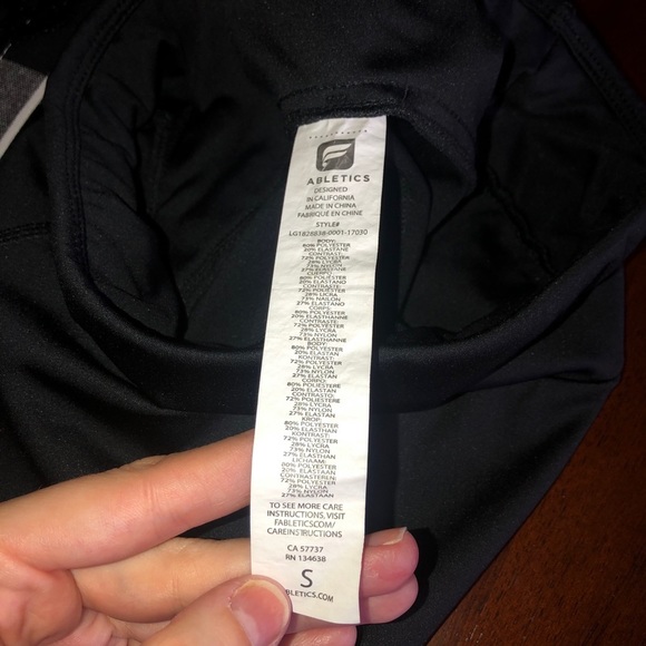 NWOT Fabletics black mesh zipper leggings small - Picture 4 of 5